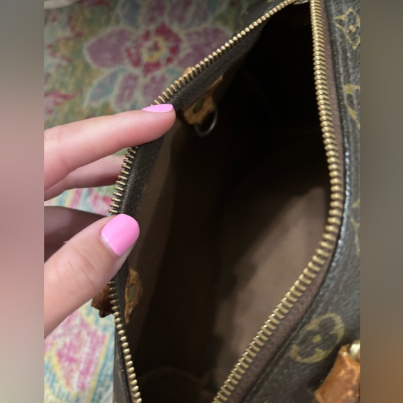 VINTAGE LOUIS VUITTON SPEEDY 25 - Picture 4 of 9